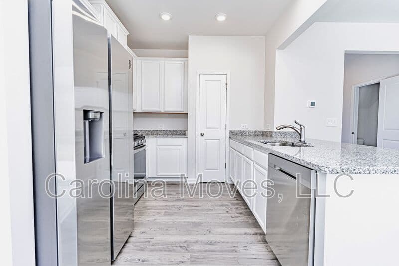 Duncan Townhome: 221 Stone Fruit Court