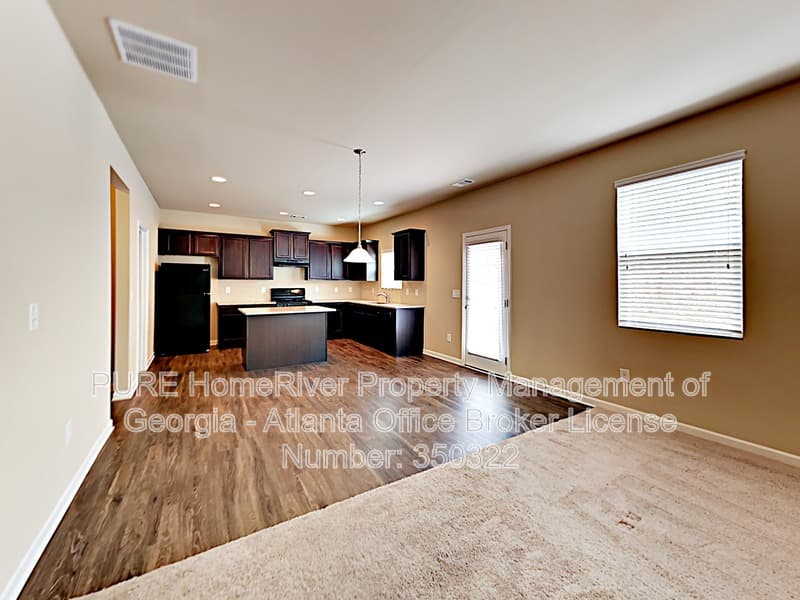 Hiram House: 138 Foggy Creek Ln