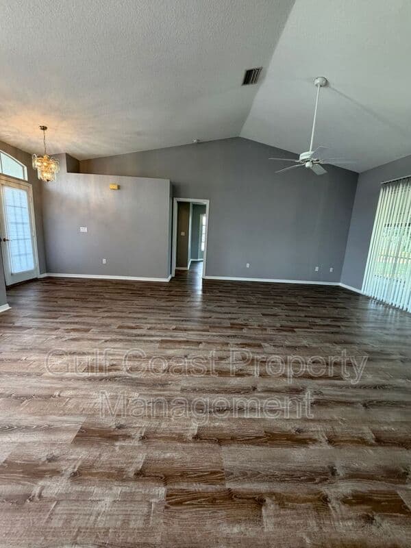 Rotonda West House: 58 Sportsman Lane