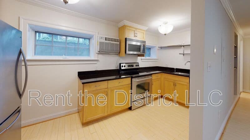 Washington Condo: 1708 Newton Street NW
