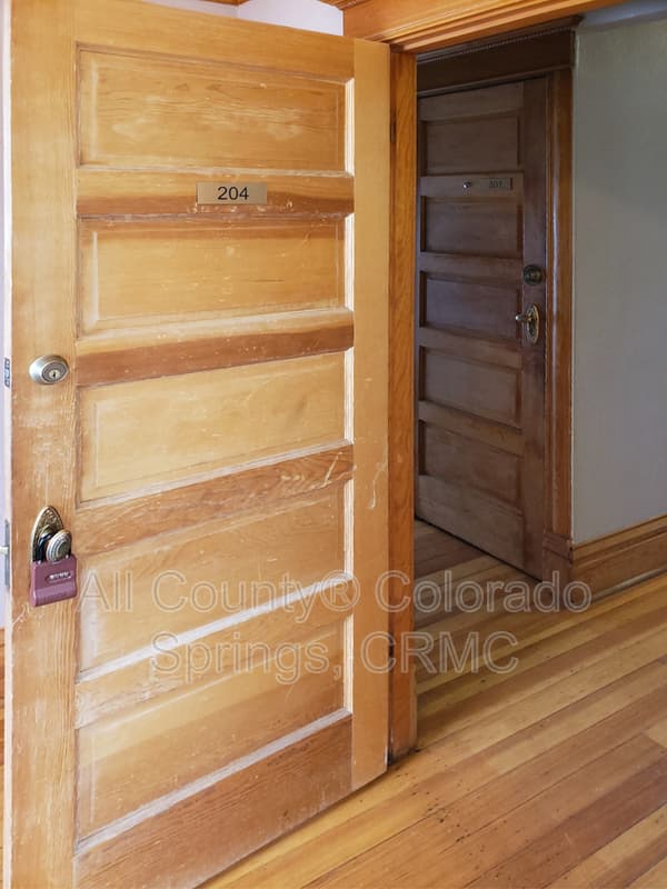 Colorado Springs Condo: 815 North Nevada