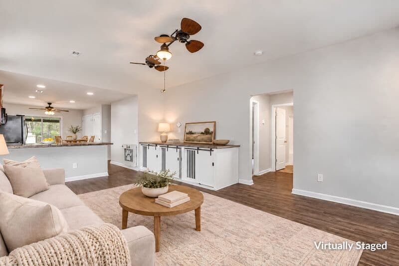 Owens Cross Roads House: 160 Winstead Circle
