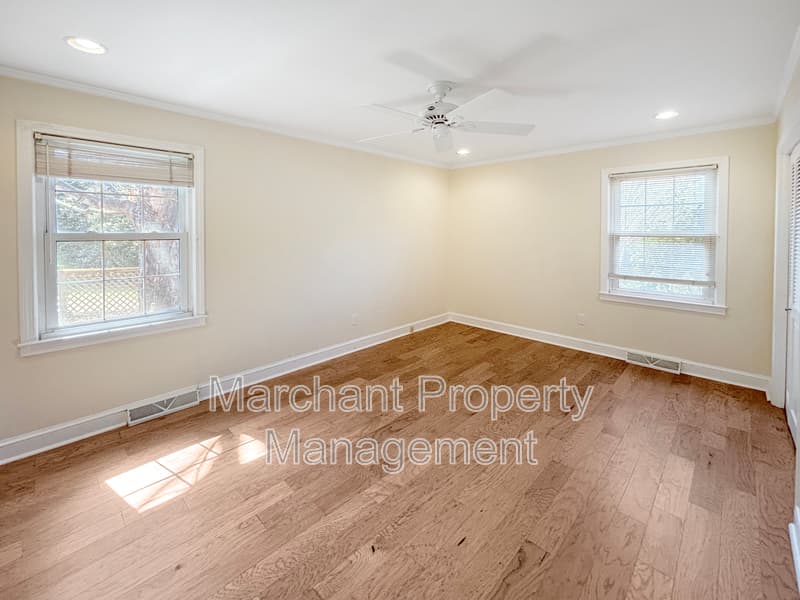 Greenville House: 4 Yarmouth Court