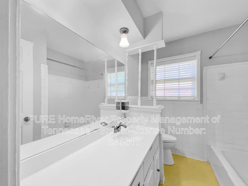 Bartlett House: 3106 Yates St