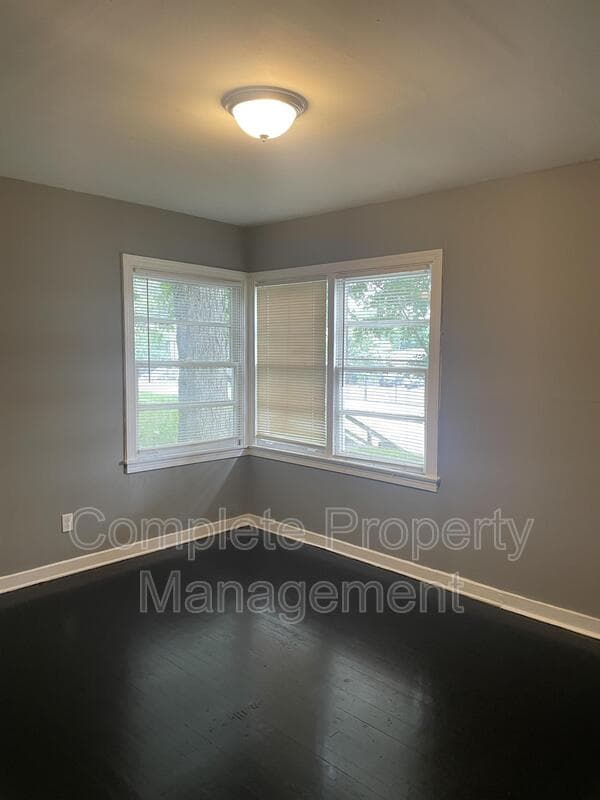 Fairfield House: 6629 Grasselli Road
