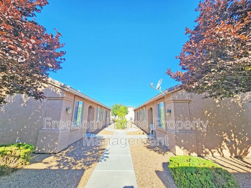 Pahrump Condo: 1120 Red Butte Street