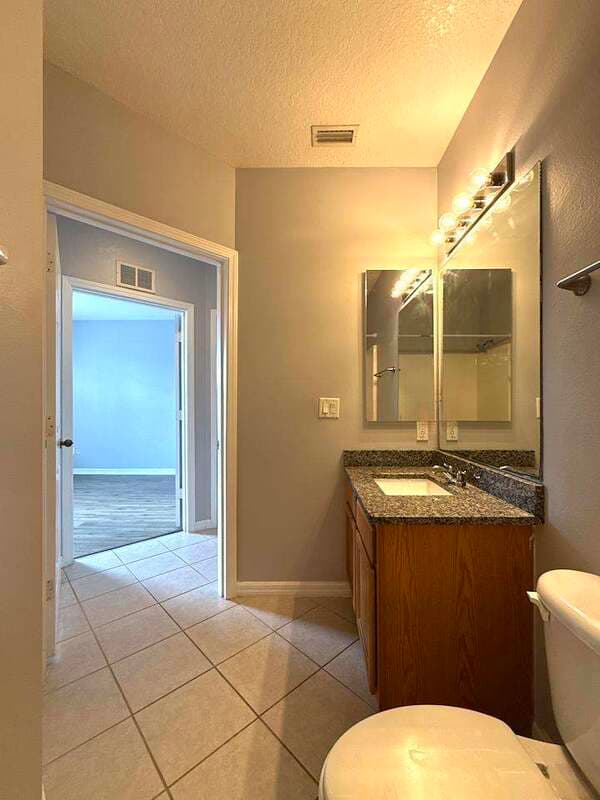 Ruskin Condo: 431 Newmont Circle - 202