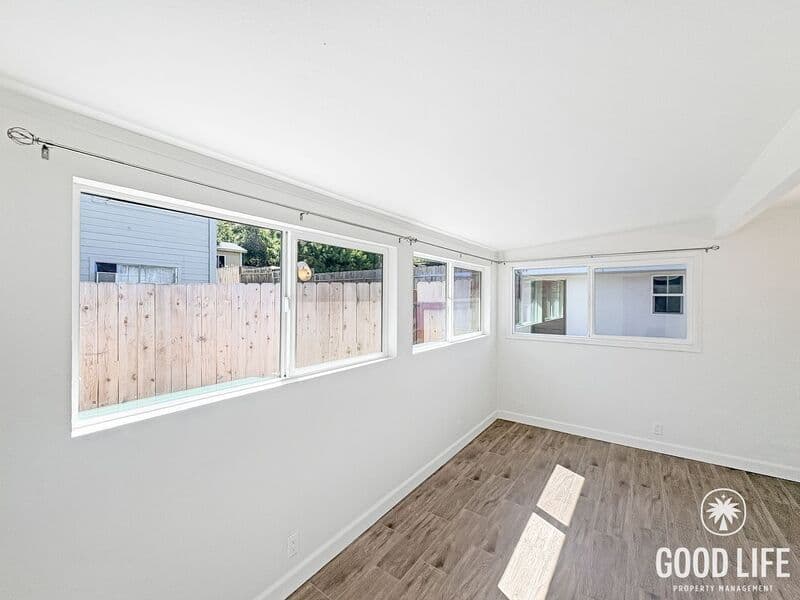 Vista Condo: 523 N Citrus Ave