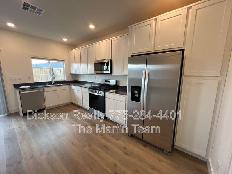 Sparks House: 7924 Schist Road