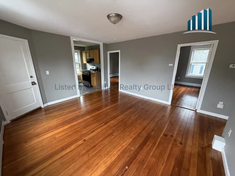 Fall River Condo: 76 Angell St