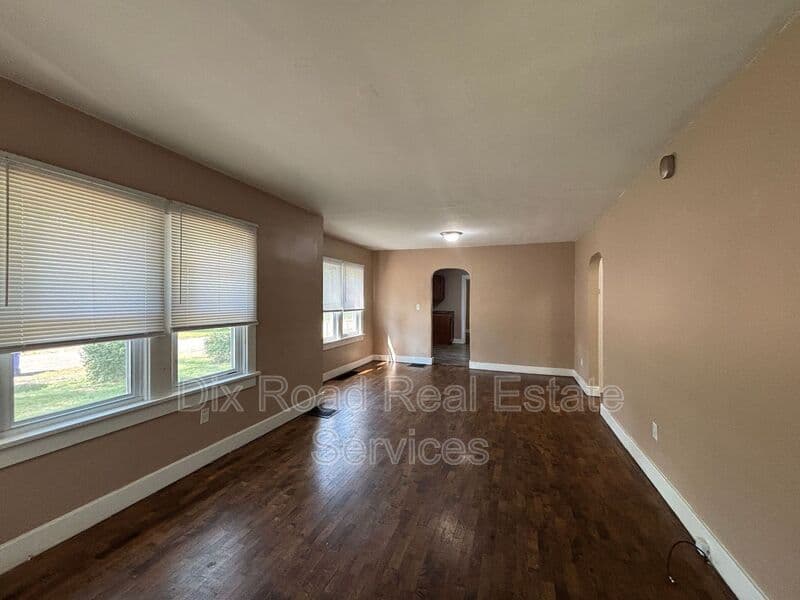 Dayton House: 1019 Burleigh Avenue