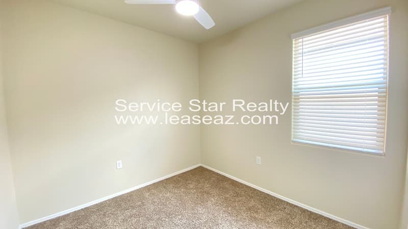 Buckeye House: 30732 W Picadilly Rd