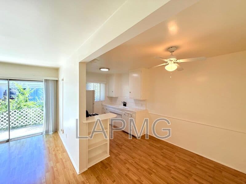 Van Nuys House: 5748 Hazeltine Ave.