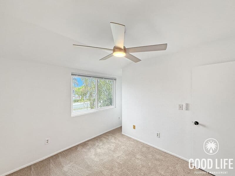 Garden Grove House: 5848 Chapman Ave