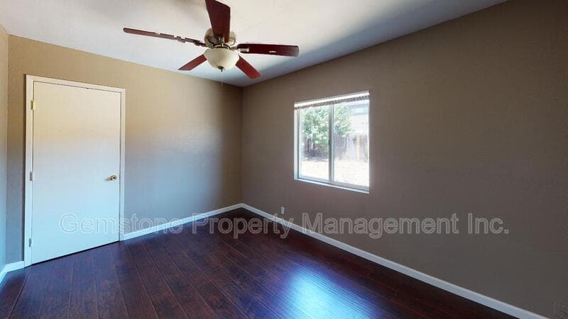 San Diego House: 5744 Mary Lane Dr