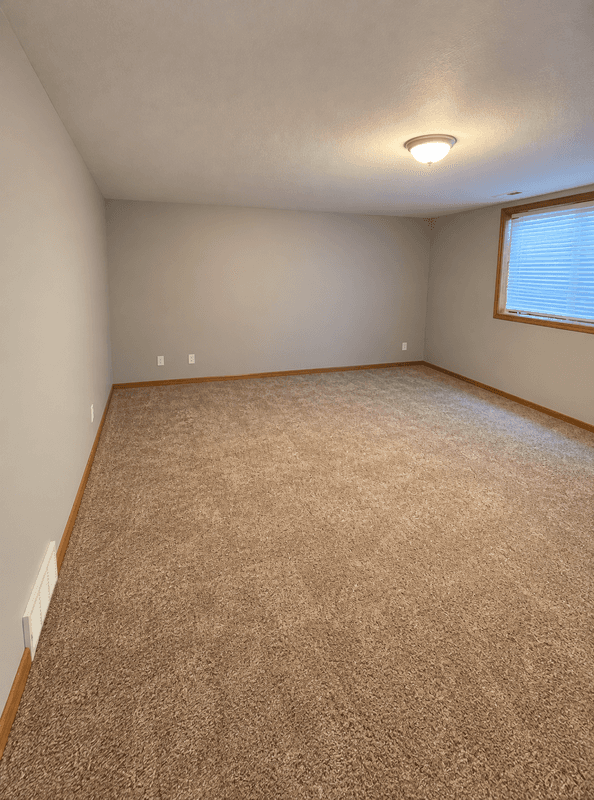 Ames House: 3307 Polaris Drive