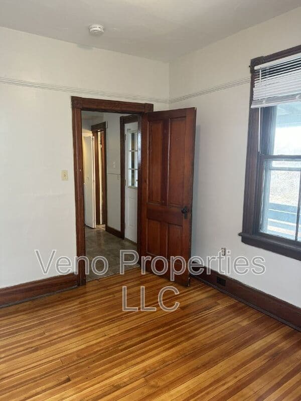 Mechanicville House: 149 Saratoga Ave.