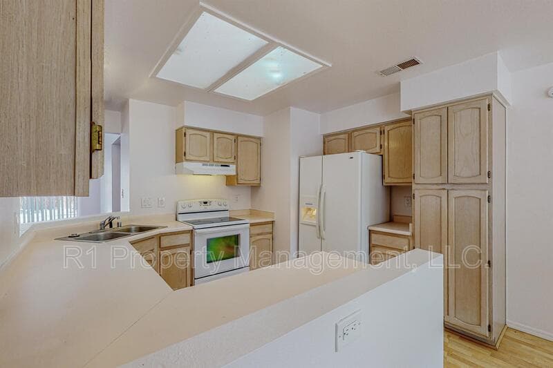 Rio Rancho House: 1729 Chamisa Road Northeast
