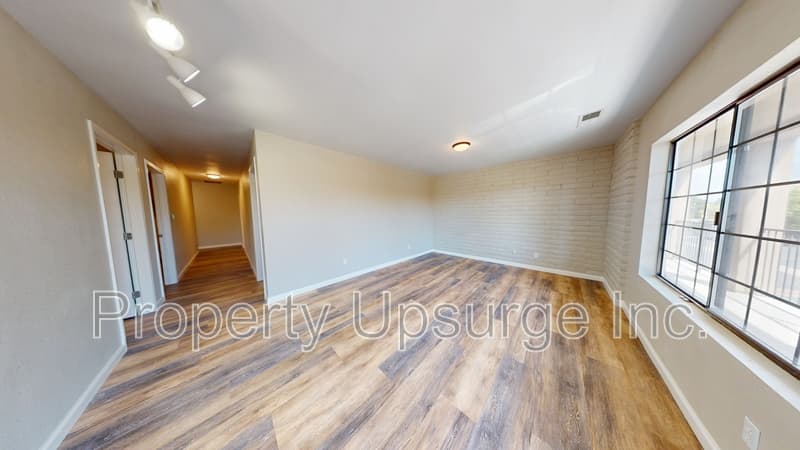Redding House: 2051 Hilltop Drive - A-08