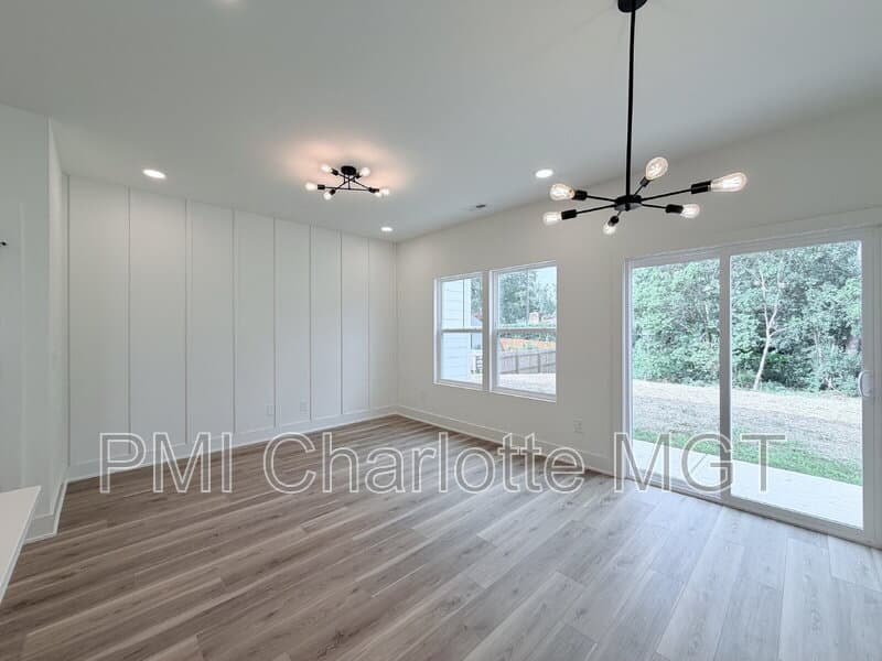 Charlotte Townhome: 7521 Lawyers Road