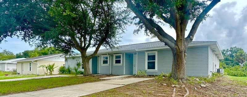 Englewood Condo: 9272 Anita Avenue