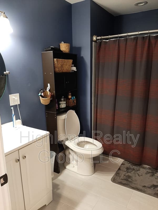 Harrisburg Condo: 311 South River Street - 2nd flr rear