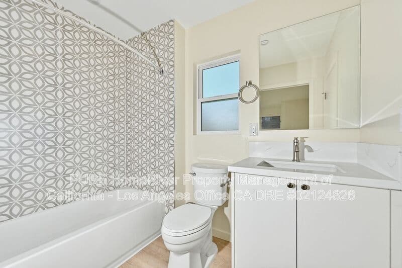 Torrance House: 1536 West 205th Street