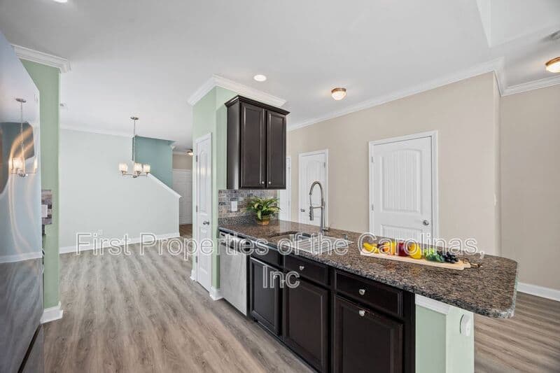 Lake Wylie Townhome: 2090 Shady Pond Dr.