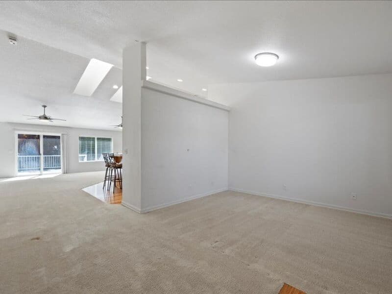 Kennewick House: 4009 S Palouse St
