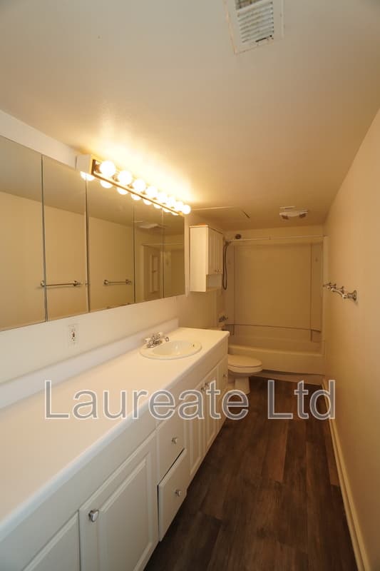 Denver Condo: 9700 E. Iliff Ave