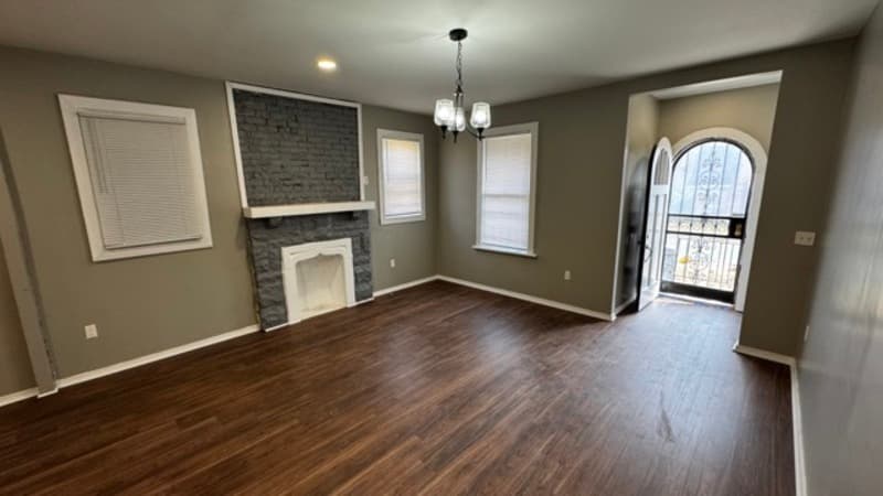 Memphis House: 967 Maury St
