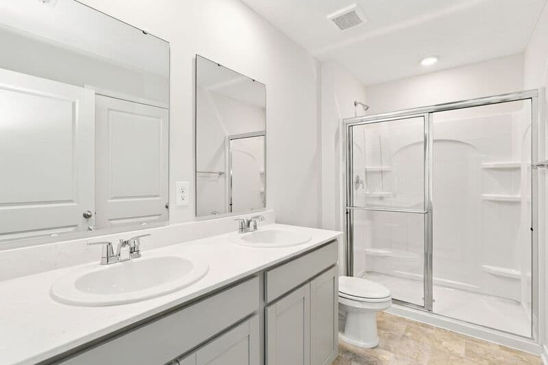 Columbus House: 6305 Marinelli Dr N