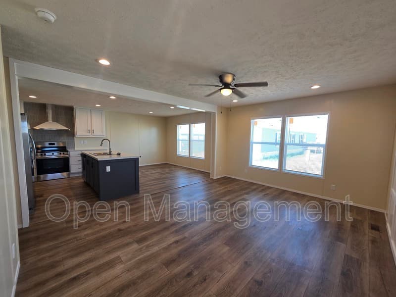 San Angelo House: 4403 Kalamath