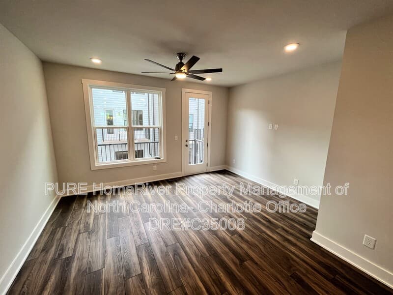 Charlotte House: 611 W Tremont Ave