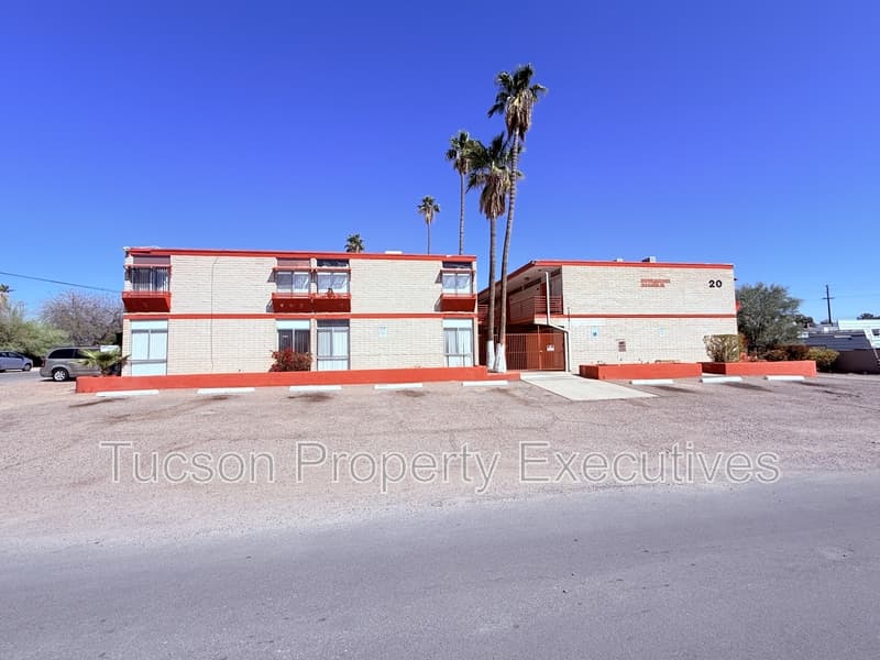 Tucson Condo: 20 North Leonora Avenue - 113