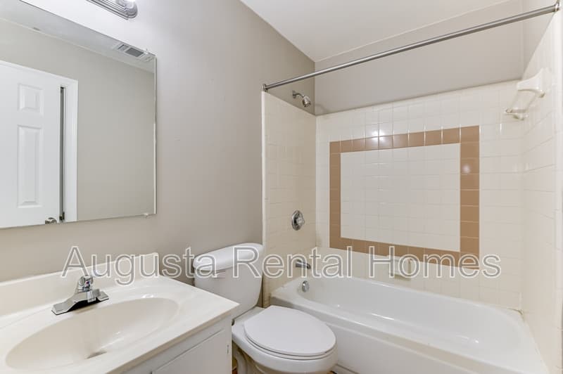 Augusta Condo: 940 Stevens Creek Road 403