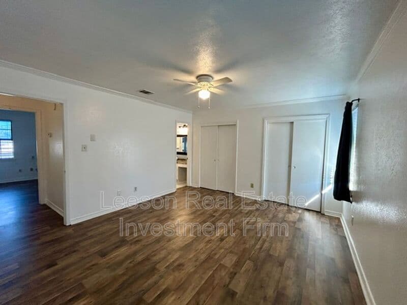 Shreveport House: 2500 Centenary Blvd.