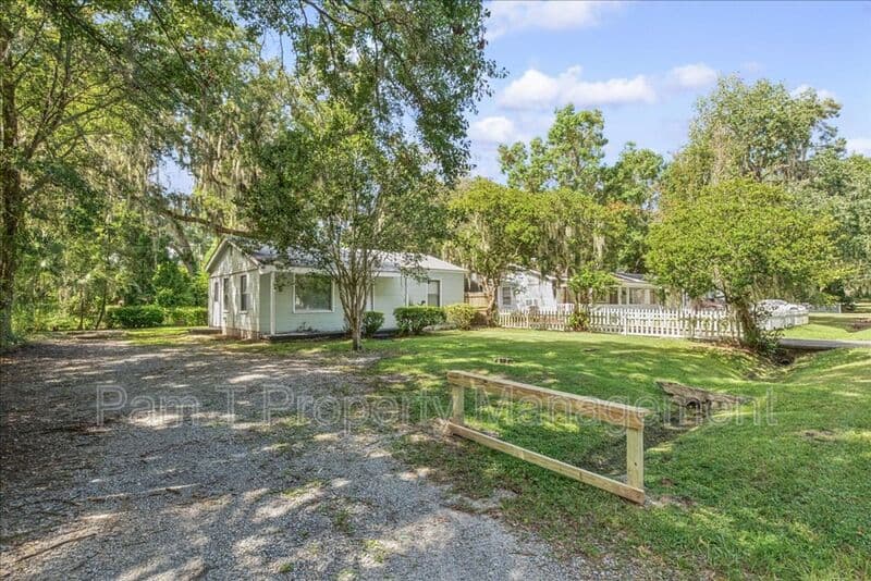 Savannah House: 5517 Emory Drive