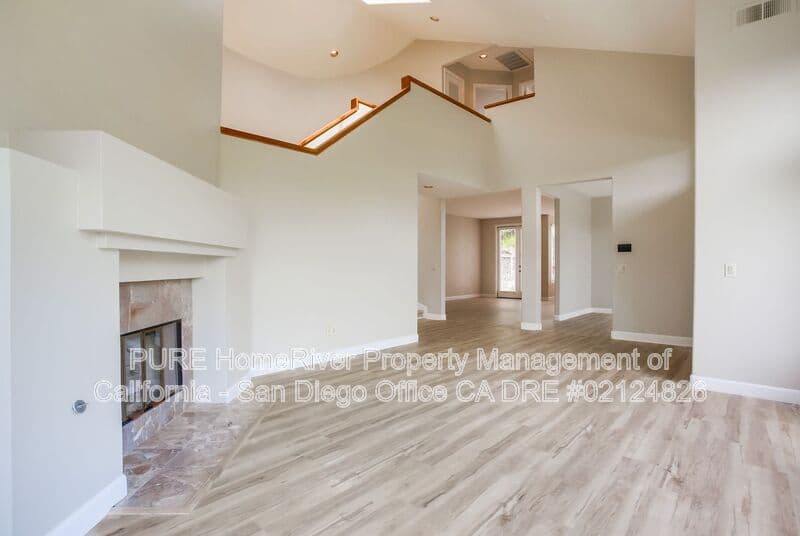 La Jolla House: 5656 Caminito Danzarin