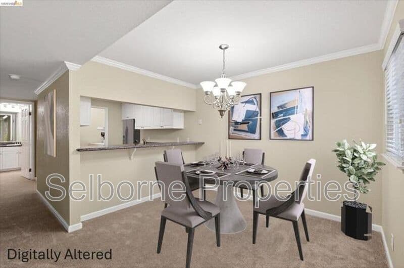 Oakland House: 660 Canyon Oaks Dr