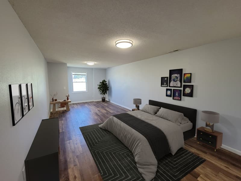 Pella Condo: 625 Highway T14