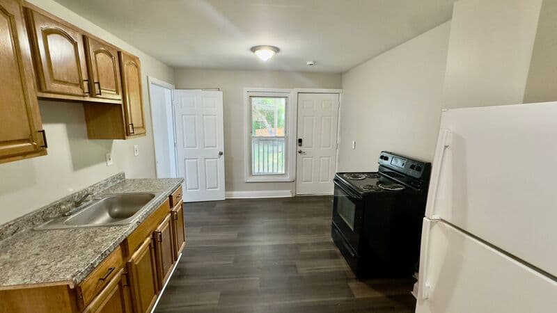 Springfield Condo: 53 Wilbraham Ave