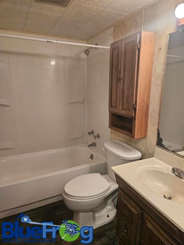 Appleton House: 2631 South Telulah Avenue