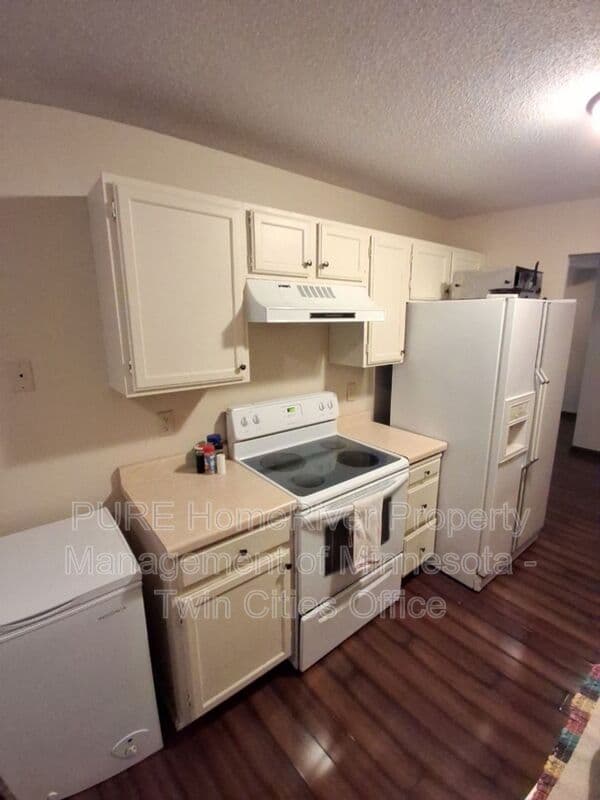 Bloomington Condo: 5231 Balmoral Ln