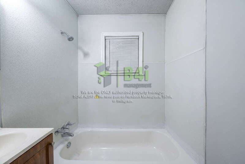 Griffin House: 1313 Ridgeview Drive