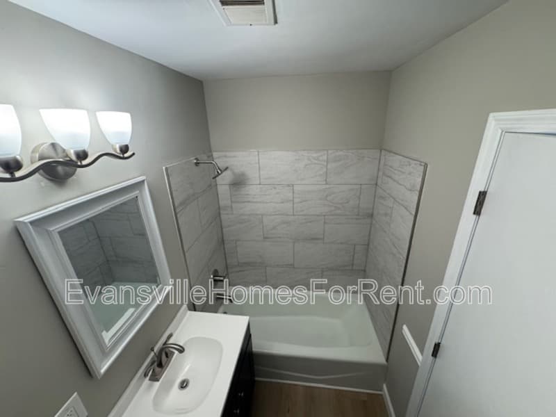 Evansville Condo: 1638 Speaker Road