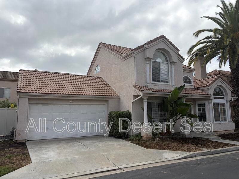 Aliso Viejo House: 12 Saint Moritz St