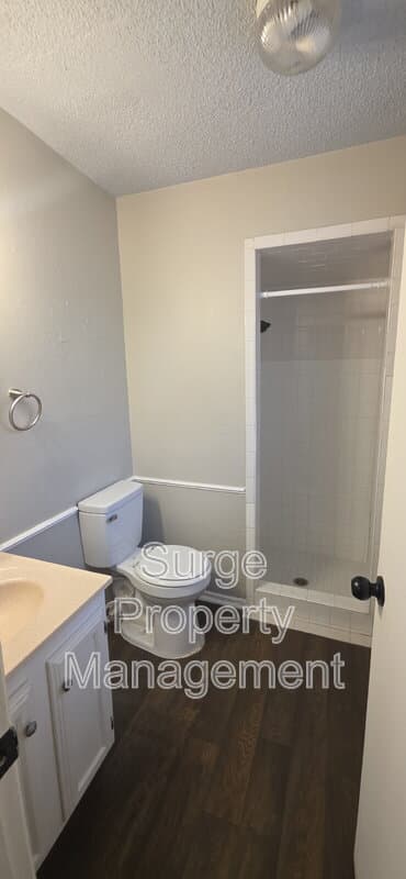 Benbrook Condo: 233 Vista Way