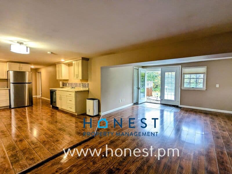 Winslow Condo: 235 South Pond Road