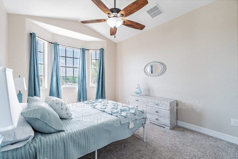 Apollo Beach House: 539 Treviso Dr